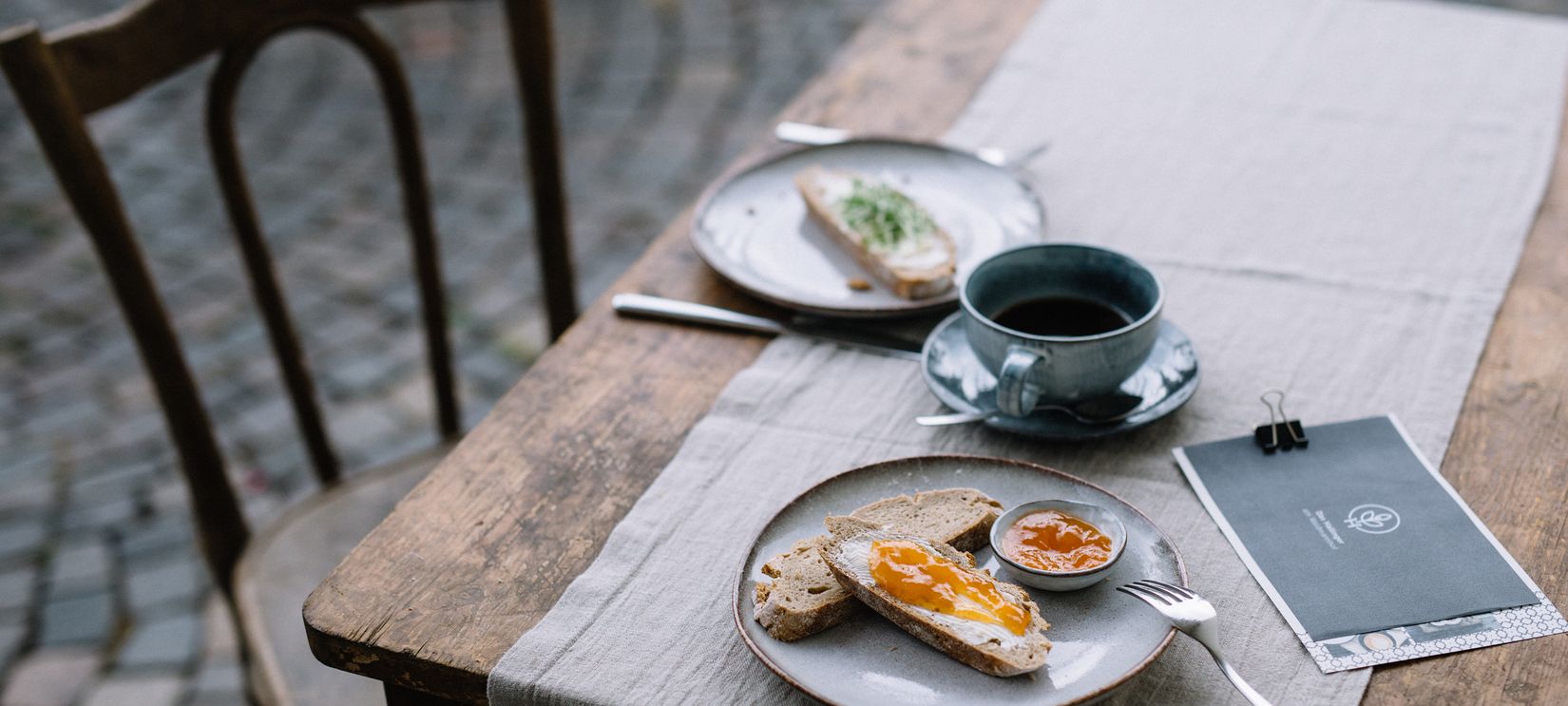 Frühstück im Hallinger